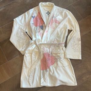 Wrap Up by VP,  One Size Bathrobe